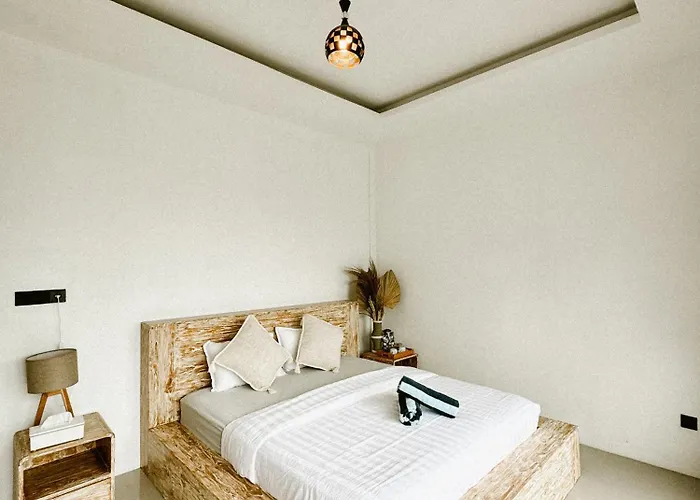 Affittacamere Batur Exotic 3*